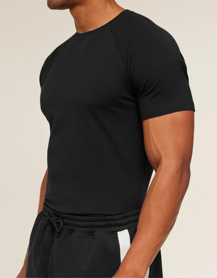 UNFINISHED TRAINING TEE | Black