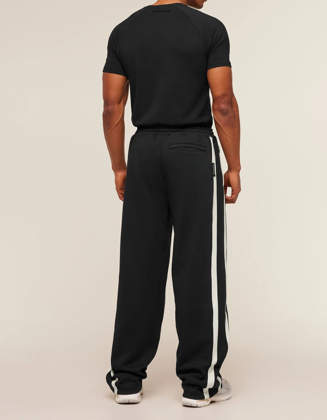 UNFINISHED TRAINING TEE | Black